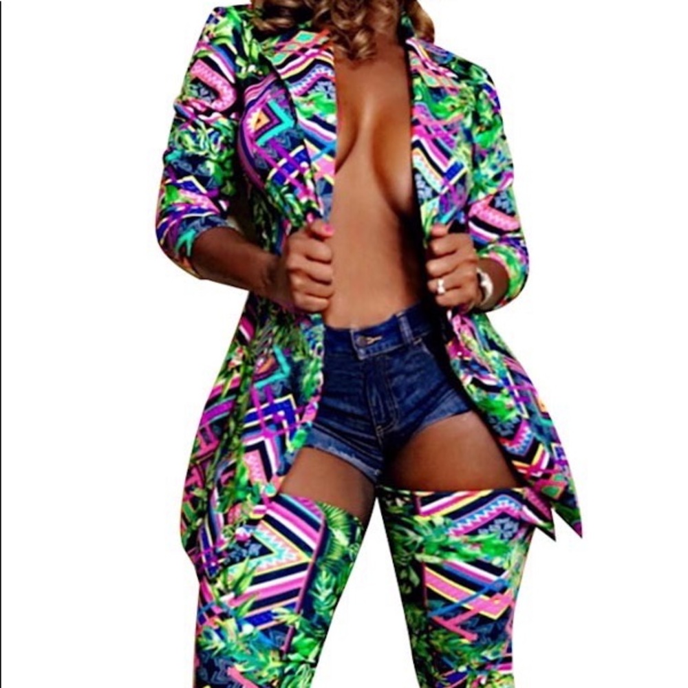 Peacock Set With Leg Sleeves